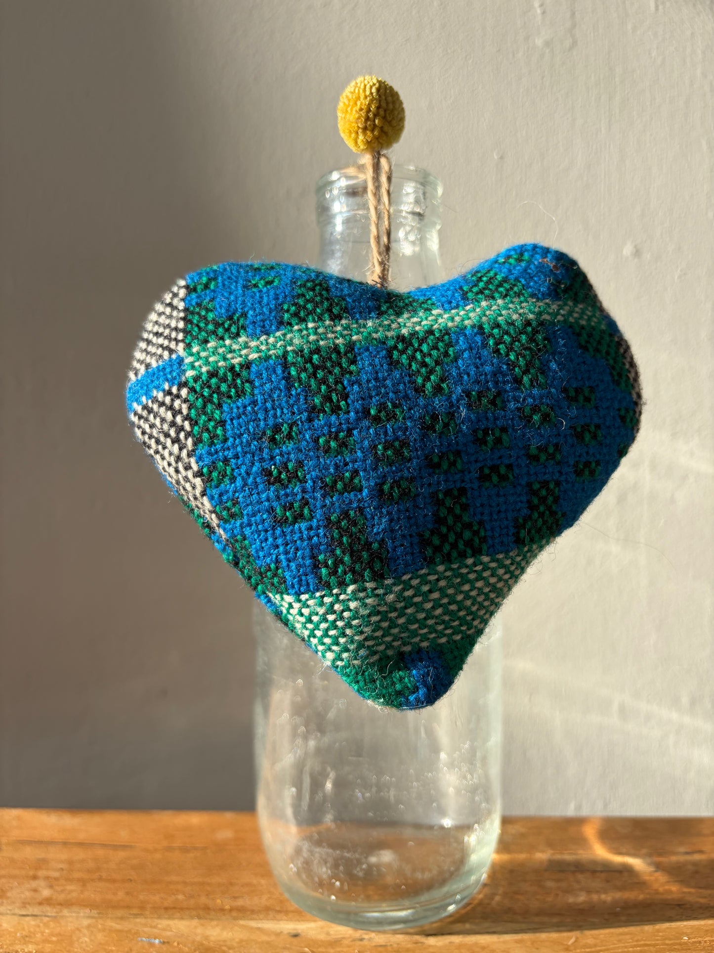 Calon Wlan welsh wool heart decoration carthen cymru cymraeg