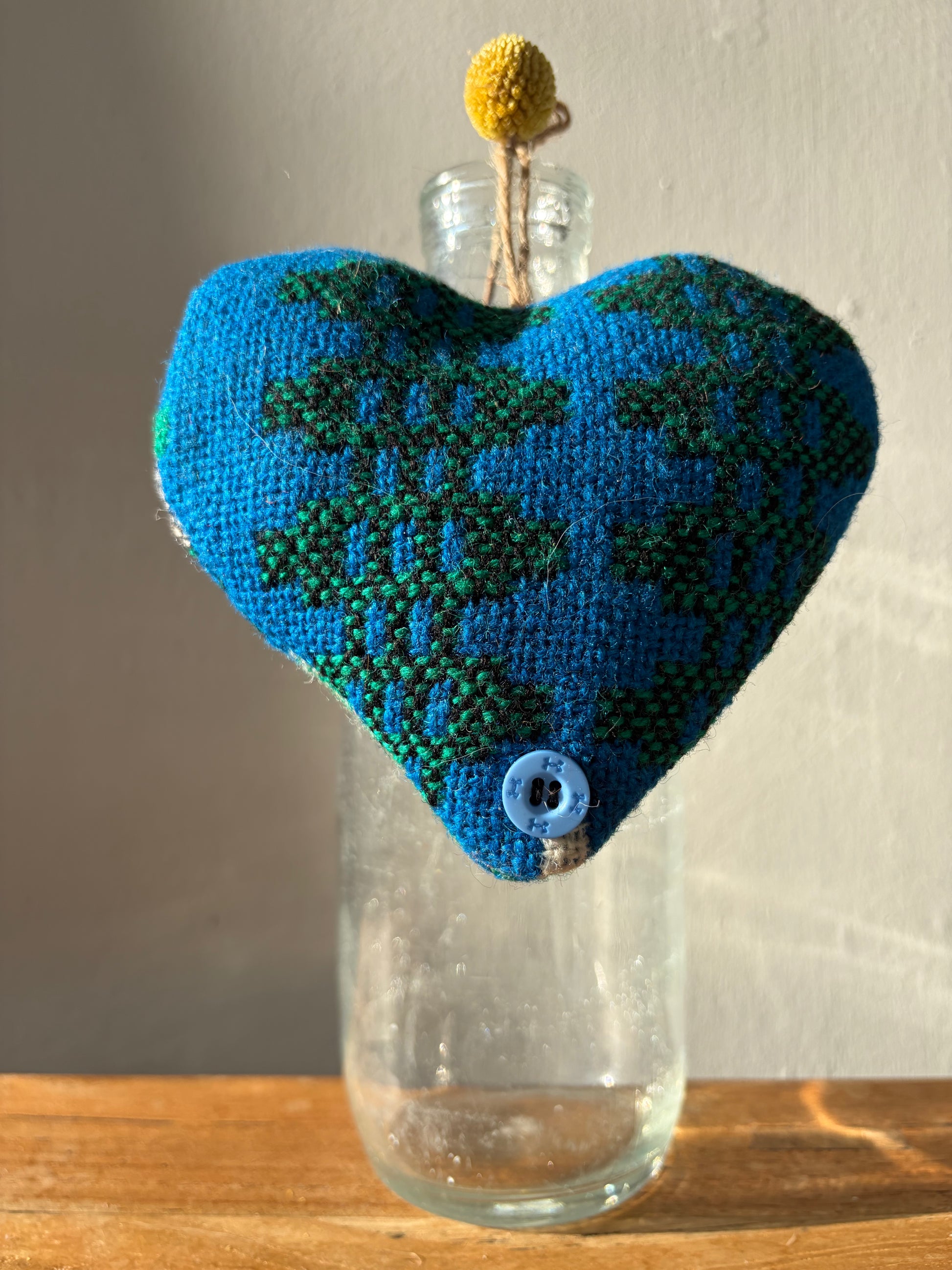 Calon Wlan welsh wool heart decoration carthen cymru cymraeg