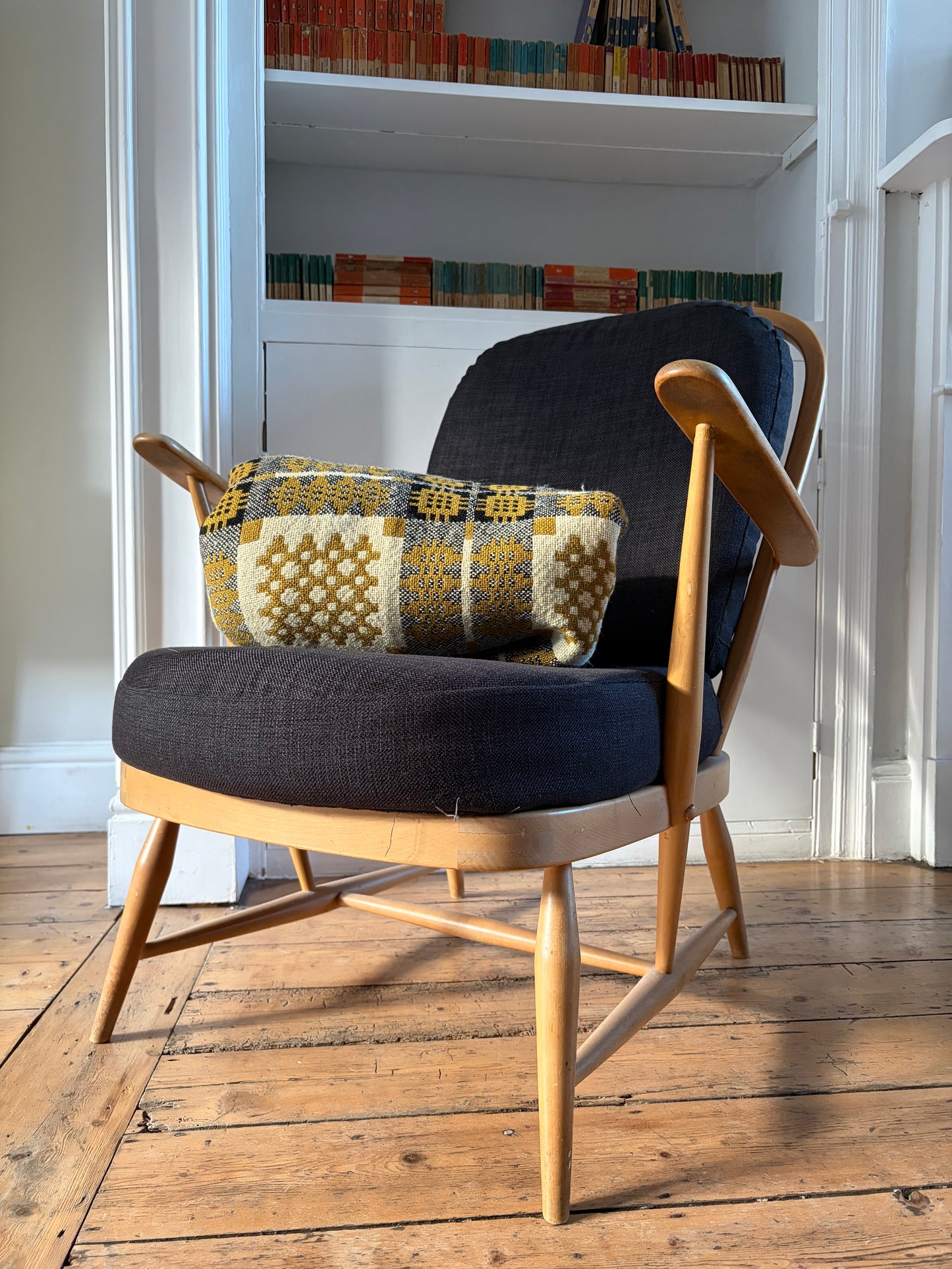 ELFYN_HEN_BLANCED_WLAN_LLIW_MWSTARD_vintage_mustard_wool_Welsh_tapestry_blanket_or_throw_Carthen