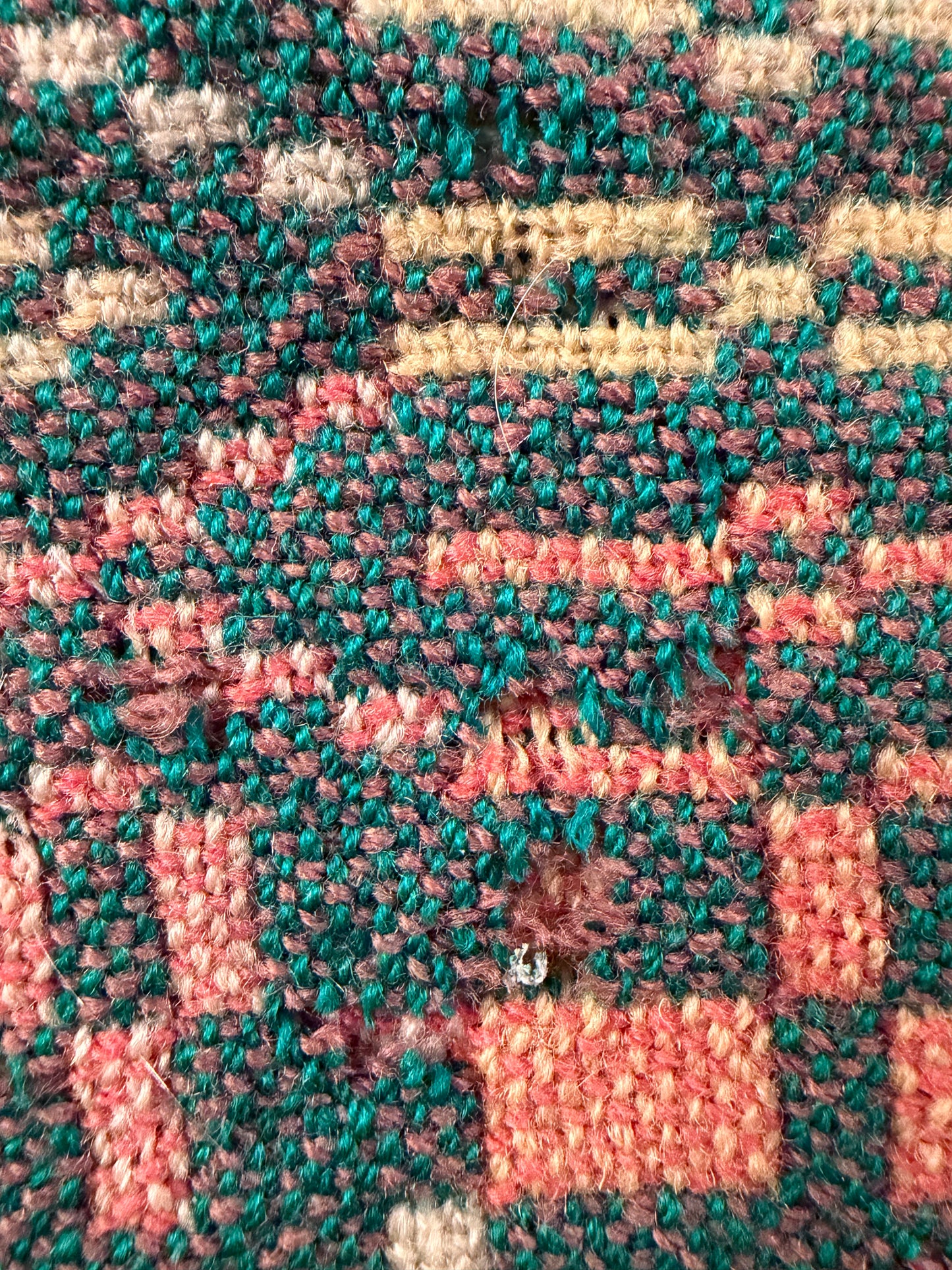 HEN BLANCED WLÂN CYMRAEG GWYRDD A PINC / vintage green and peach wool Welsh tapestry blanket / throw