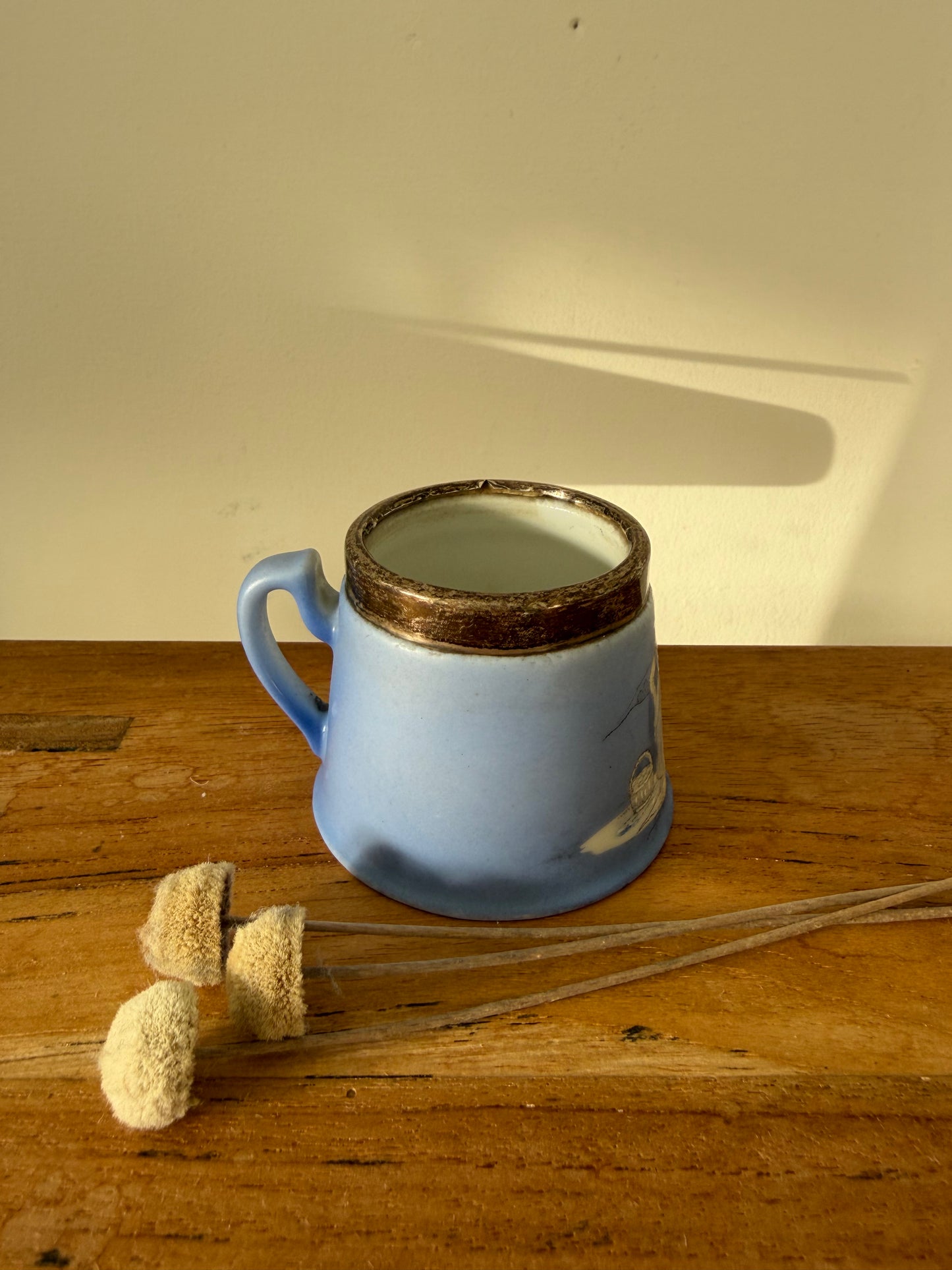 HEN CWPAN BACH CYMRAEG / Vintage Welsh lady cup