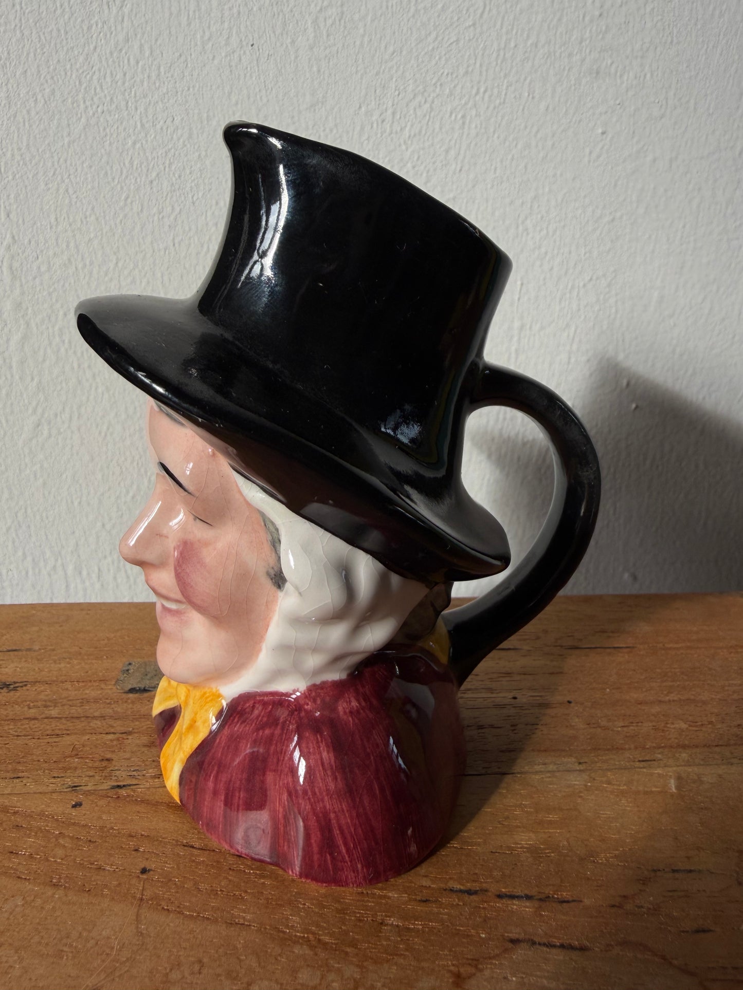 HEN JWG BACH CYMRAEG / Vintage Welsh Lady Jug